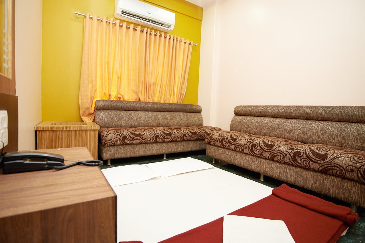Hotel Three G Shirdi Exterior foto
