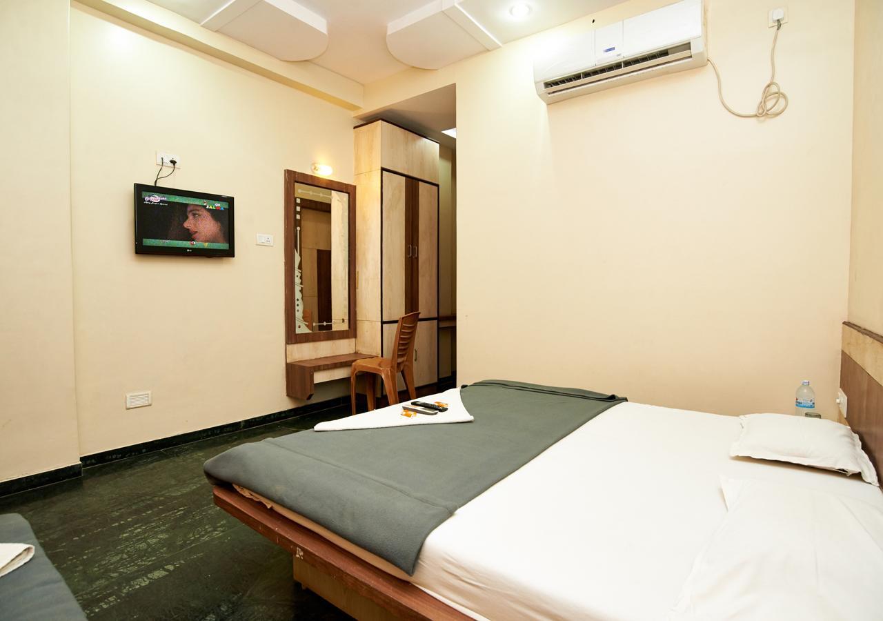 Hotel Three G Shirdi Exterior foto